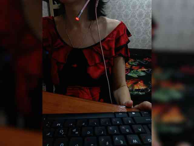 naked_taxi_dispatcher webcam