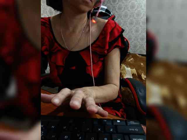 naked_taxi_dispatcher webcam