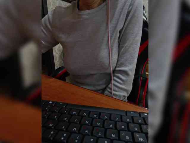 naked_taxi_dispatcher webcam