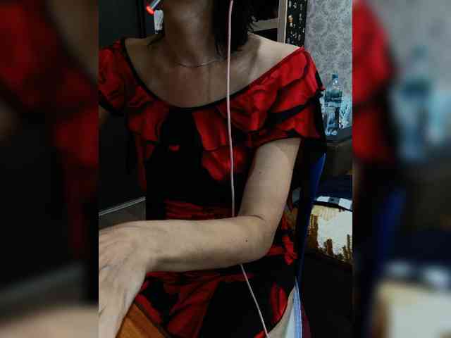 naked_taxi_dispatcher webcam