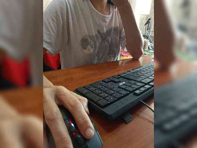 naked_taxi_dispatcher webcam