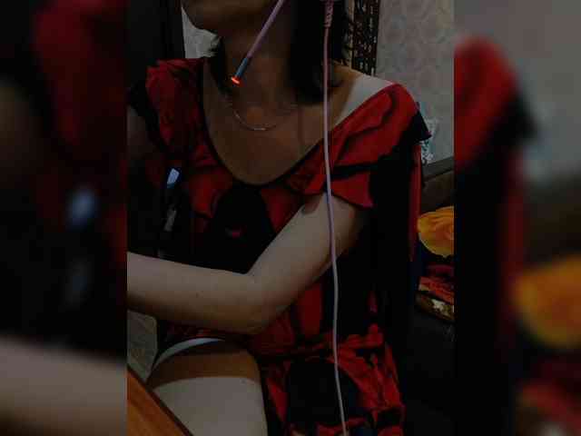 naked_taxi_dispatcher webcam