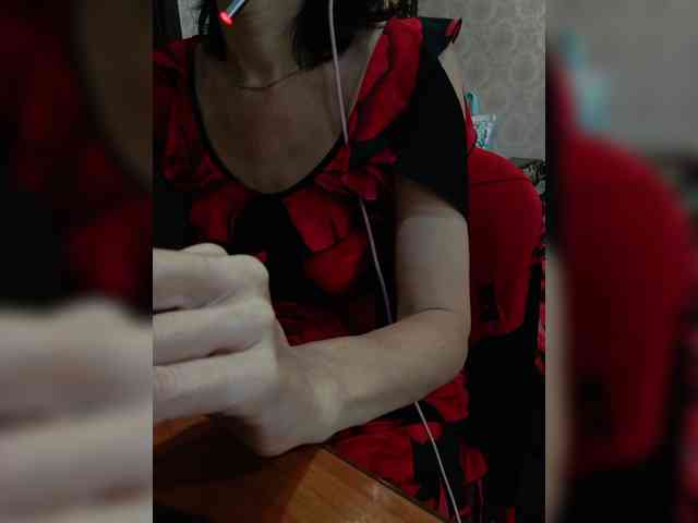 naked_taxi_dispatcher webcam