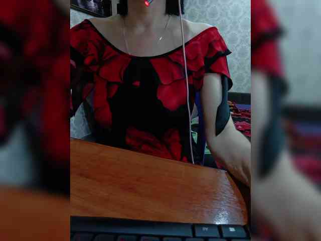 naked_taxi_dispatcher webcam