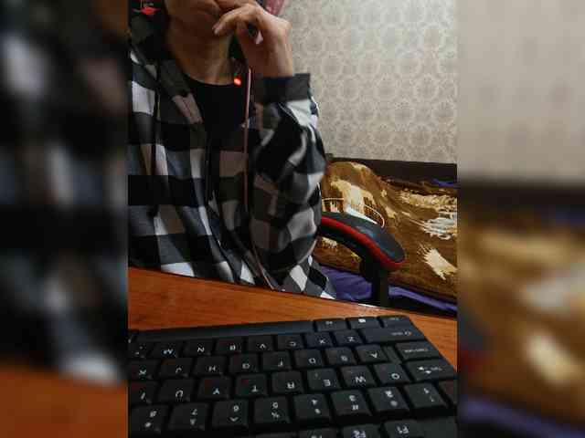 naked_taxi_dispatcher webcam