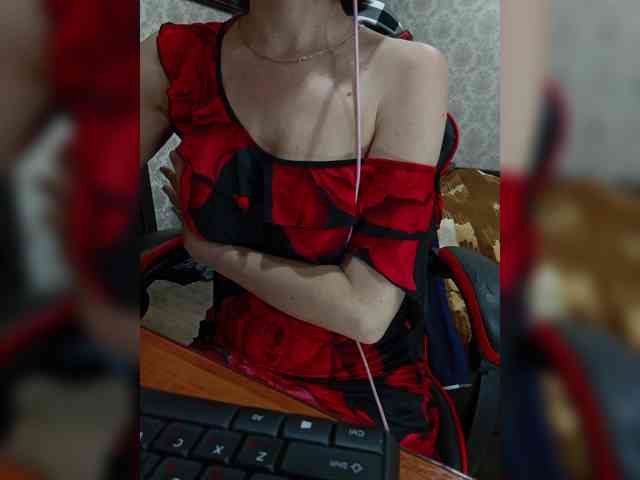 naked_taxi_dispatcher webcam