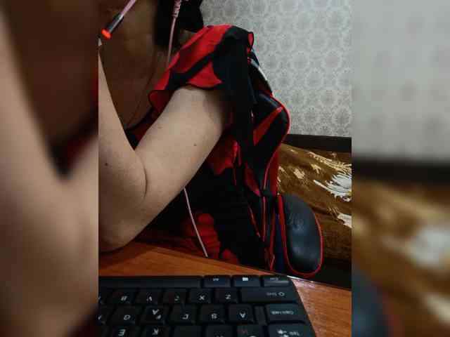 naked_taxi_dispatcher webcam