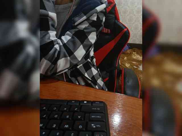 naked_taxi_dispatcher webcam