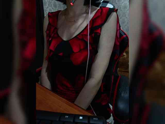 naked_taxi_dispatcher webcam