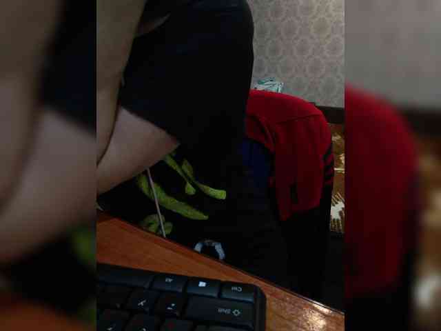 naked_taxi_dispatcher webcam