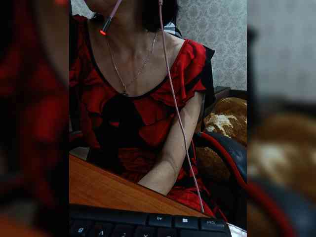 naked_taxi_dispatcher webcam