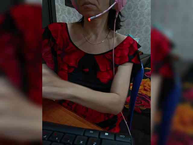 naked_taxi_dispatcher webcam