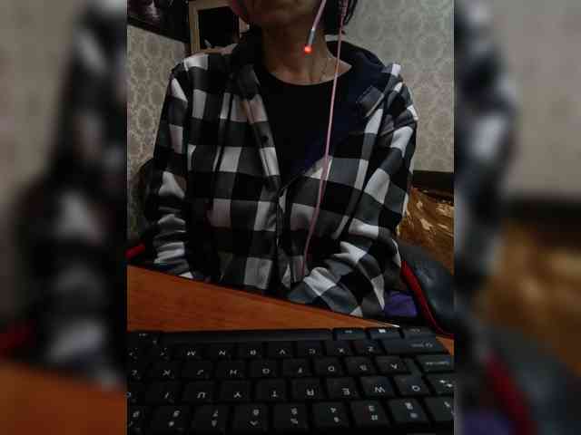 naked_taxi_dispatcher webcam