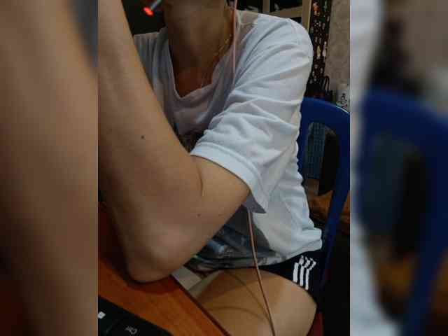 naked_taxi_dispatcher webcam