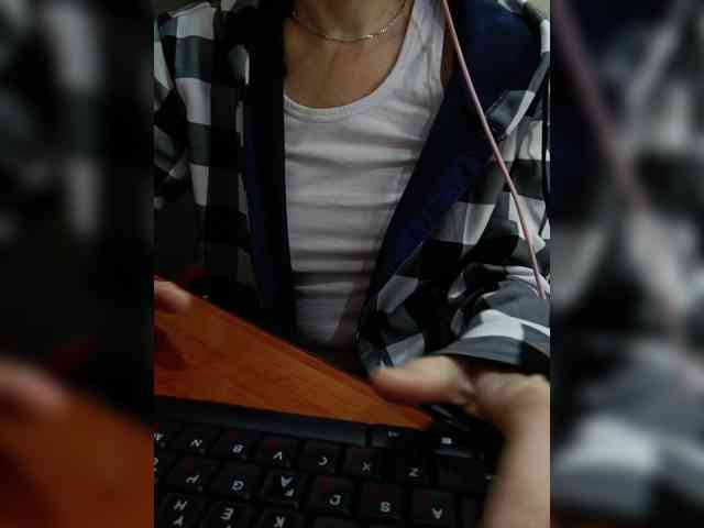 Olik-Pisa Live Webcam on BongaCams