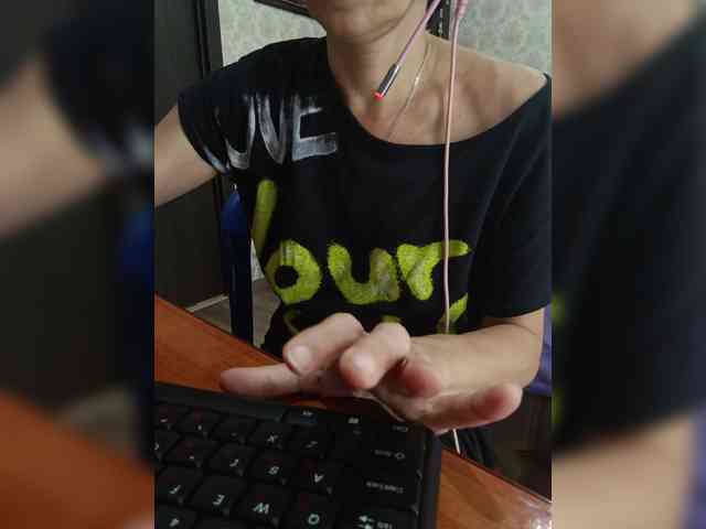 naked_taxi_dispatcher webcam