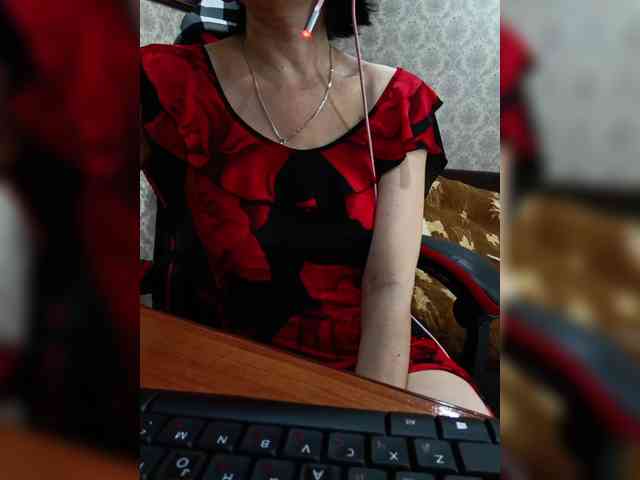 naked_taxi_dispatcher webcam