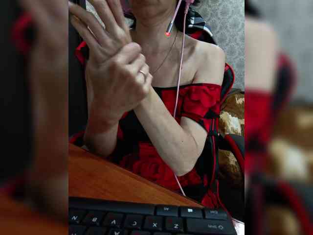 naked_taxi_dispatcher webcam