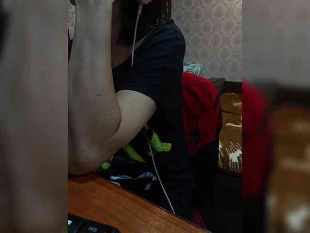 naked_taxi_dispatcher webcam