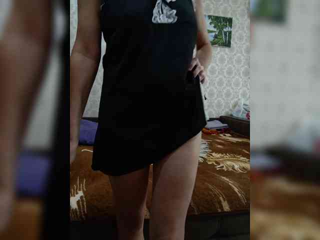 naked_taxi_dispatcher webcam