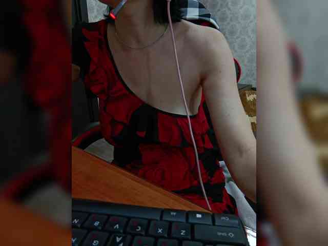 naked_taxi_dispatcher webcam