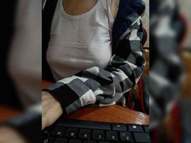 naked_taxi_dispatcher webcam