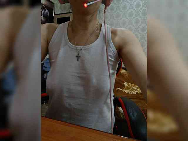 naked_taxi_dispatcher webcam