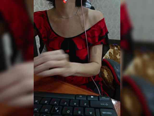 naked_taxi_dispatcher webcam