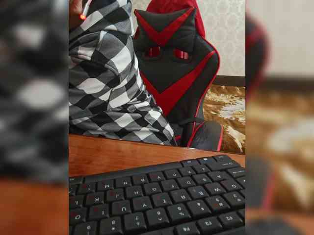 naked_taxi_dispatcher webcam