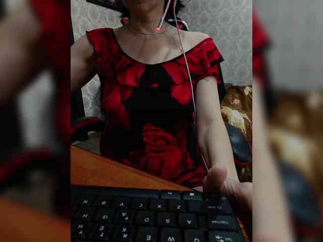 naked_taxi_dispatcher webcam