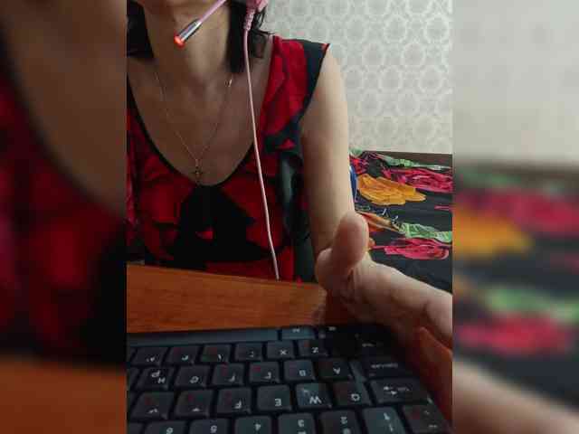 naked_taxi_dispatcher webcam