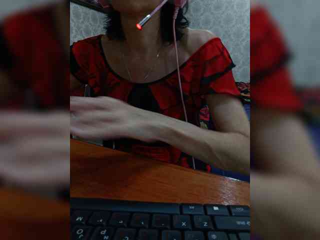 naked_taxi_dispatcher webcam