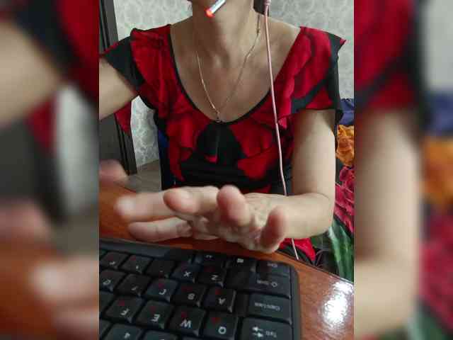 naked_taxi_dispatcher webcam