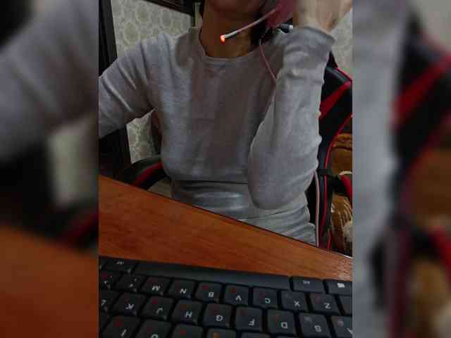 naked_taxi_dispatcher webcam