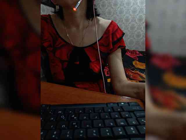 naked_taxi_dispatcher webcam
