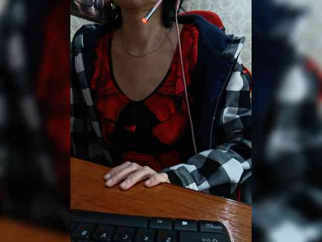 naked_taxi_dispatcher webcam