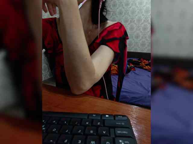 naked_taxi_dispatcher webcam