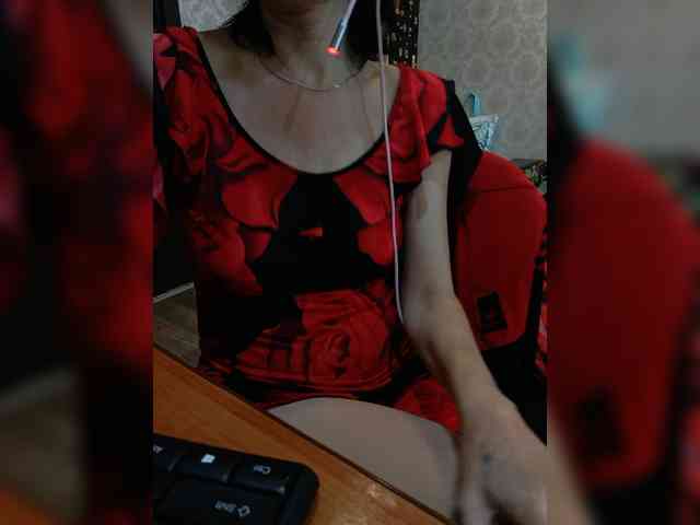 naked_taxi_dispatcher webcam