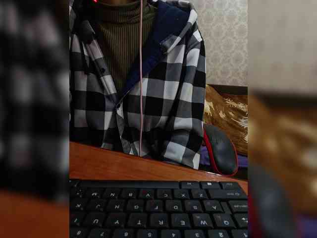 naked_taxi_dispatcher webcam