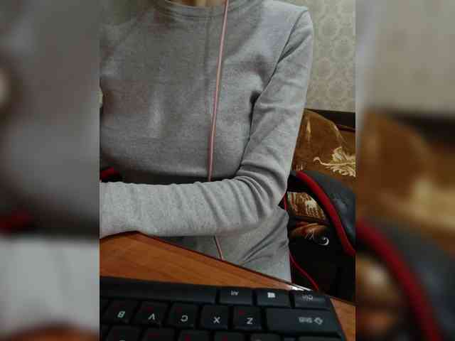 naked_taxi_dispatcher webcam