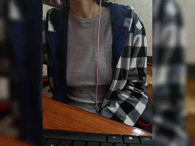 naked_taxi_dispatcher webcam