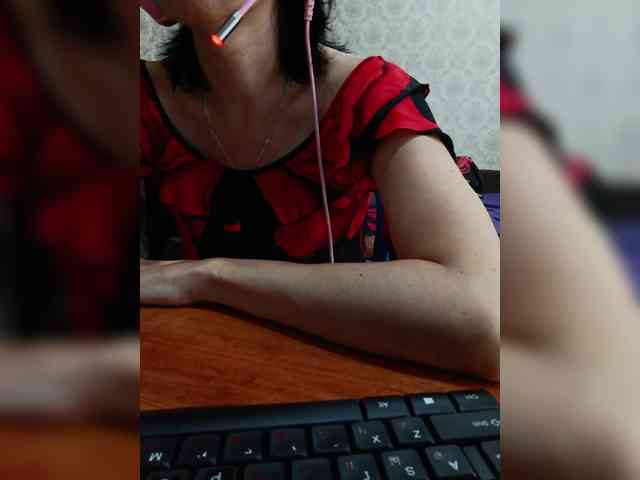 naked_taxi_dispatcher webcam