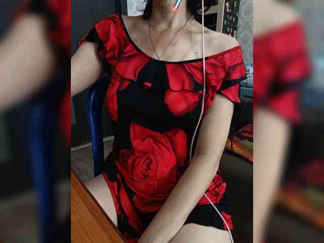 naked_taxi_dispatcher webcam