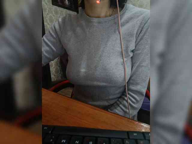 naked_taxi_dispatcher webcam