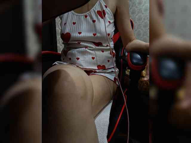 naked_taxi_dispatcher webcam