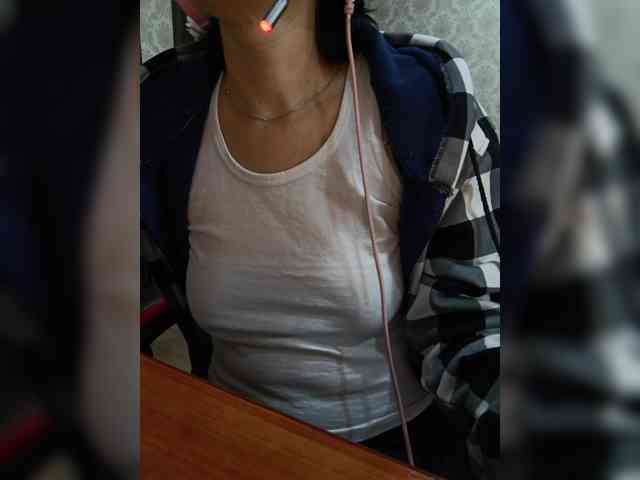 naked_taxi_dispatcher webcam