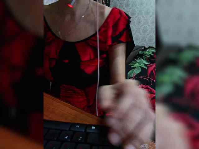 naked_taxi_dispatcher webcam