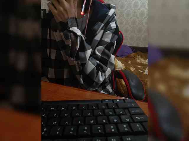 naked_taxi_dispatcher webcam