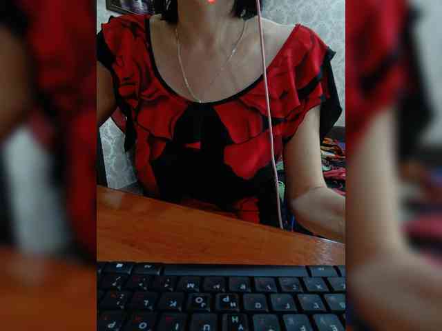 naked_taxi_dispatcher webcam