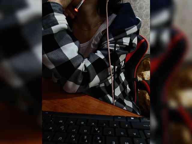 naked_taxi_dispatcher webcam